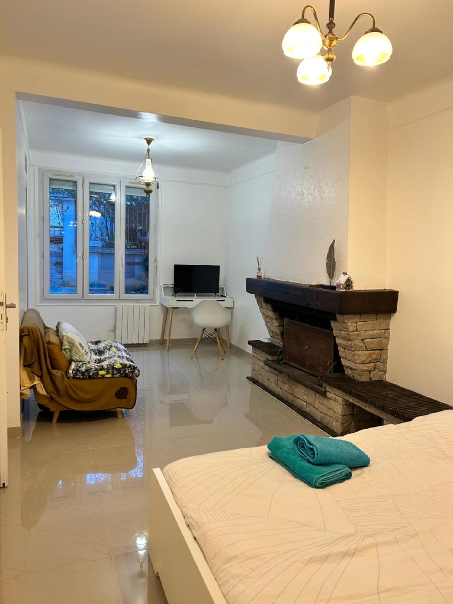 Grand Logement Centre Ville Massy Massy  Extérieur photo